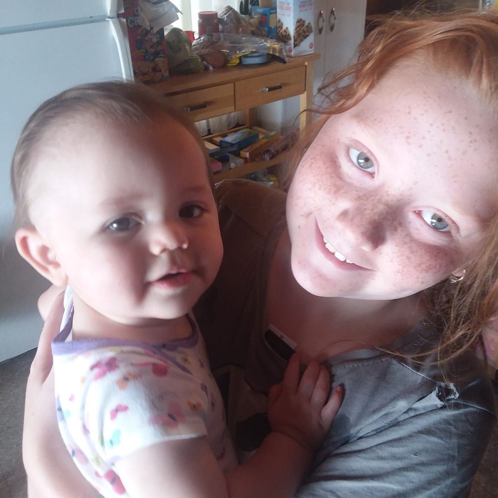Meet your Posher, Robyn lynn